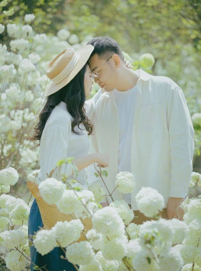 探索我是女生,喜欢上了个女生,该不该表白?,加入知识星球平台