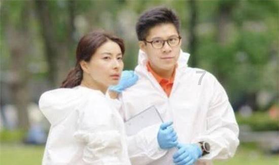 日本网红泡进恒河水，刚上岸就开始喉咙疼了，印度人为何会信仰恒河呢？游戏画面
